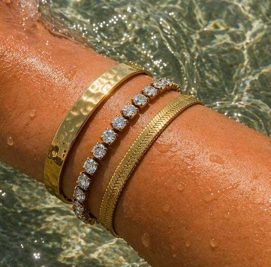 ORLAND textured bangle in silver or gold tone tarnish resistant P20